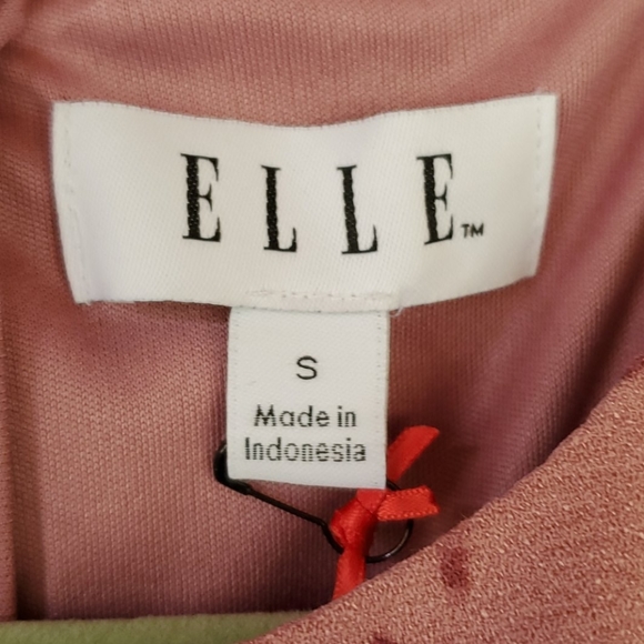 Dress - Picture 2 of 7